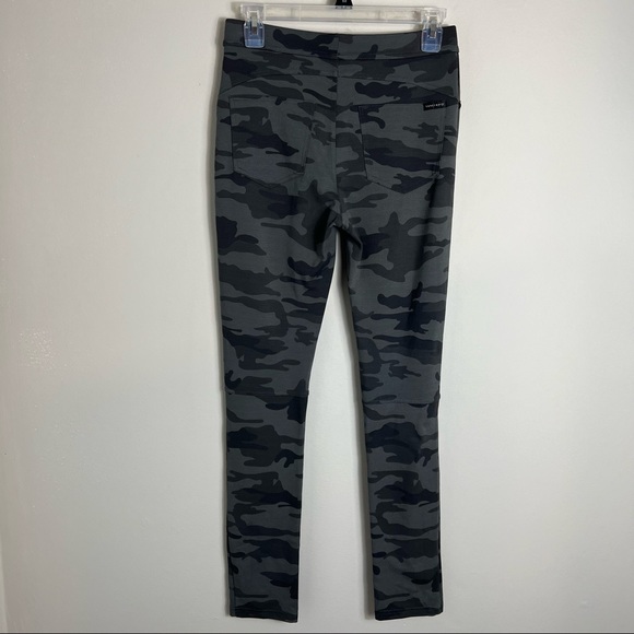 Sanctuary Gray Camo Slim Leg Pull On Pants Jeggings-Size Small - Picture 6 of 8